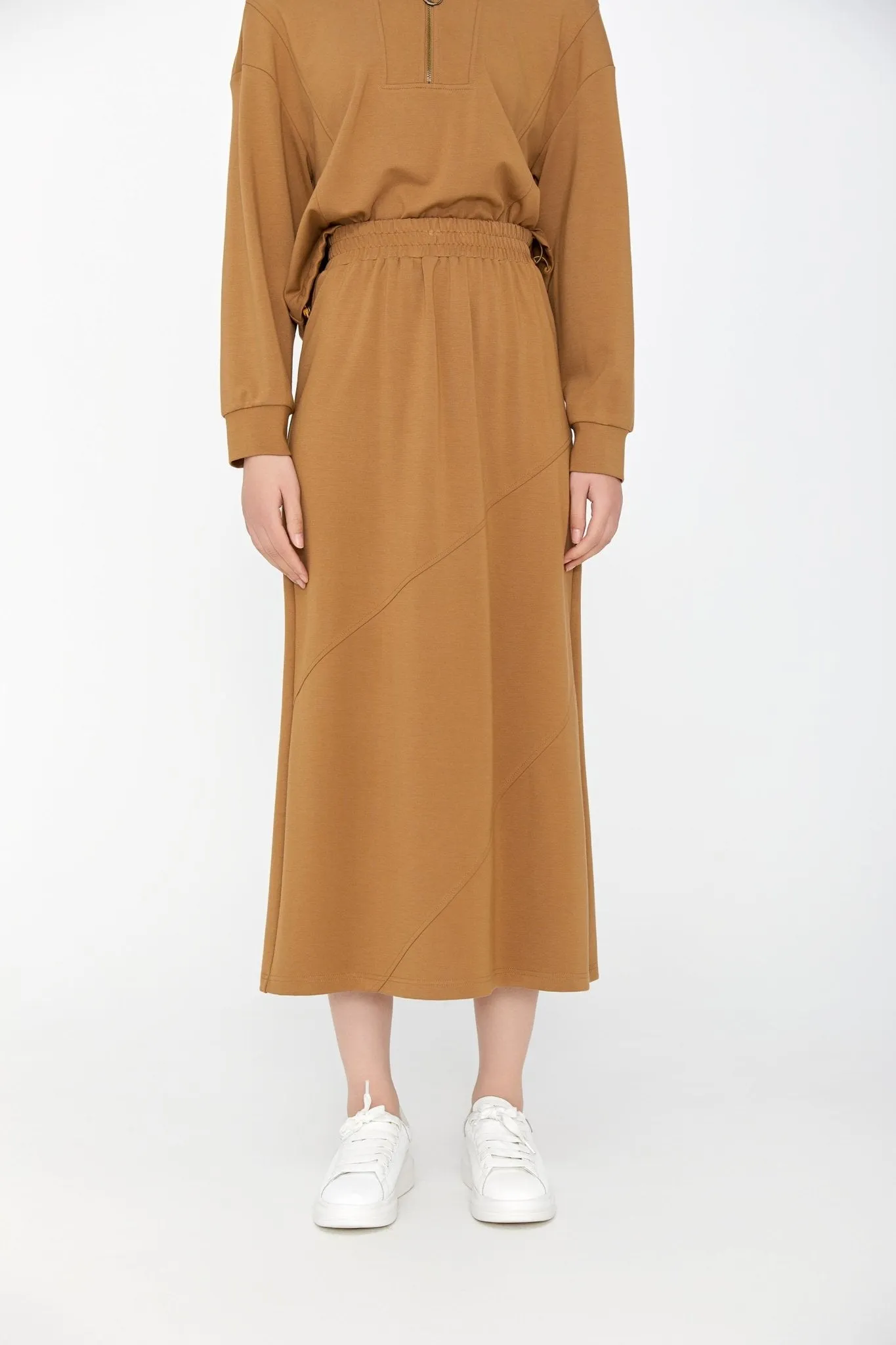 Camel Split Elastic Waist Maxi Skirt