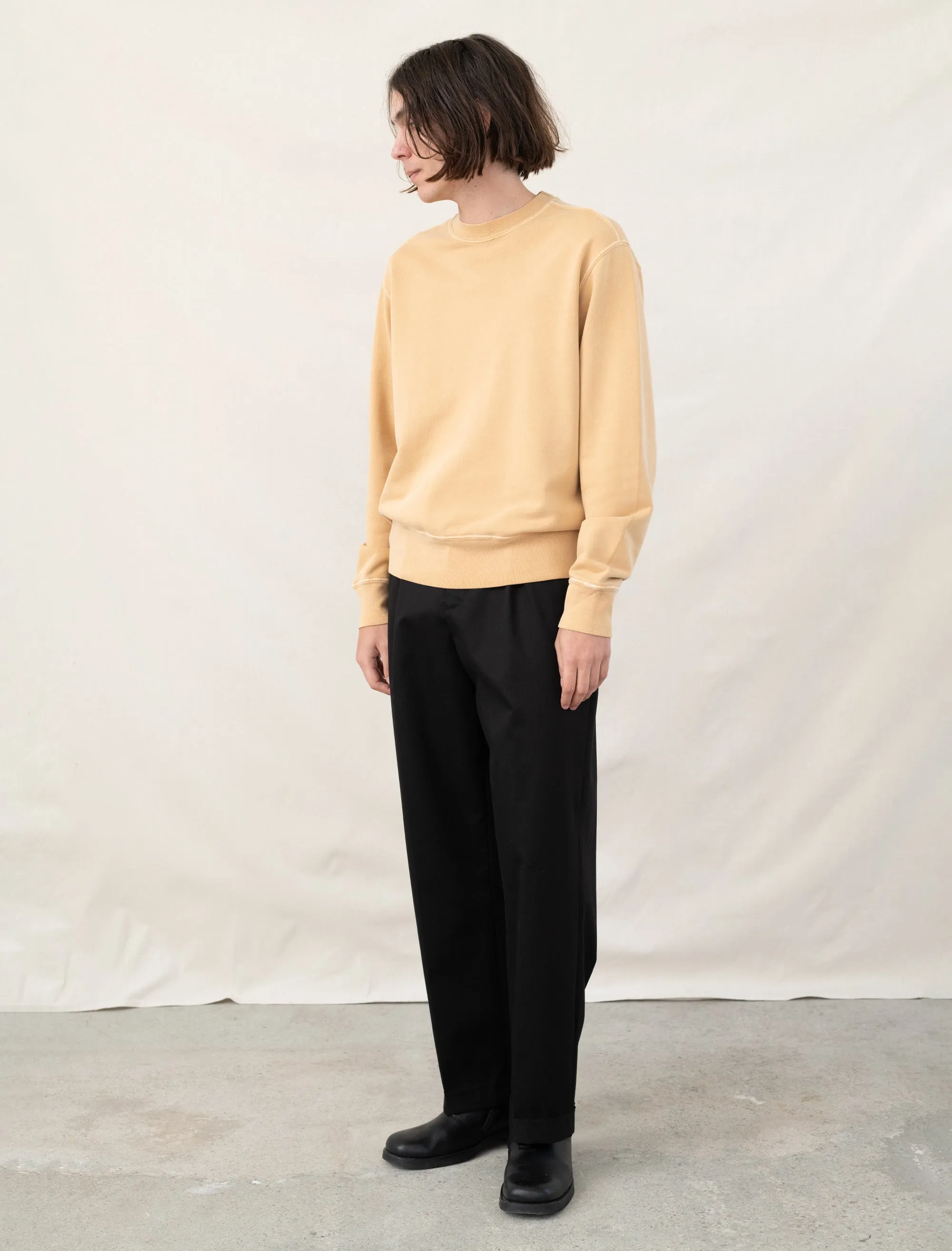 Relaxed Sweatshirt (Mustard Pigment)