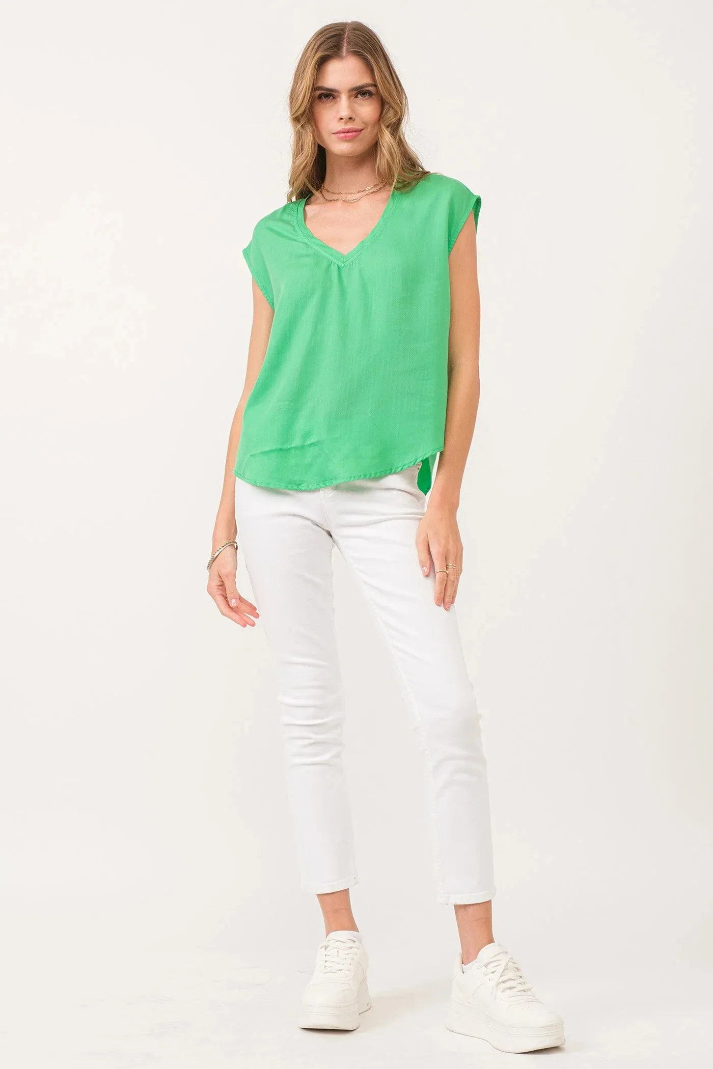 Yanis Sleeveless Top